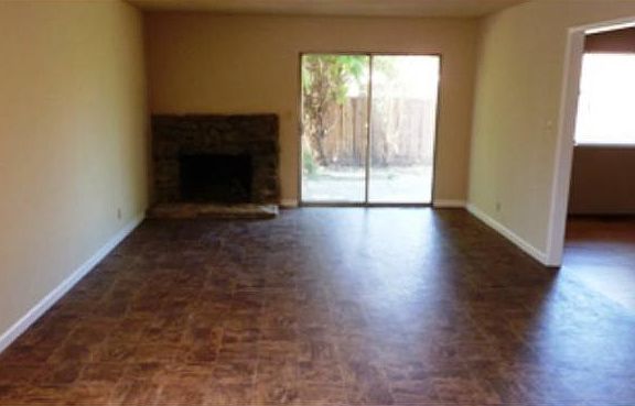 4th image of 1283 Burnham Dr