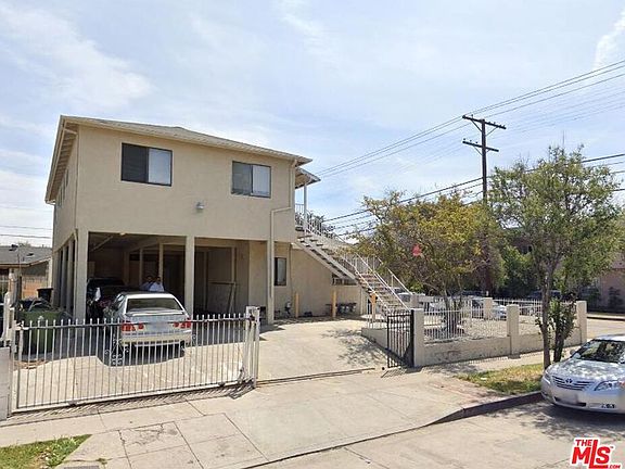 2nd image of 11617 Archwood St