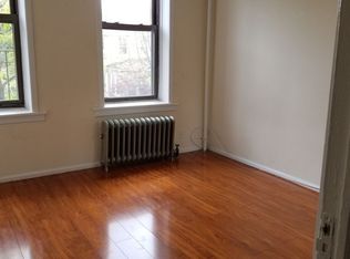 30-80 37th St #3, Astoria, NY 11103