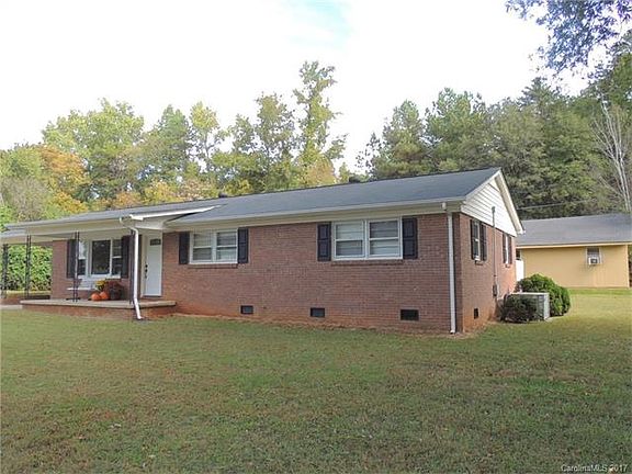 2nd image of 2630 Fairgreen Dr