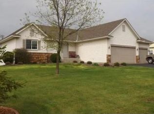 12834 295th St, Lindstrom, MN 55045