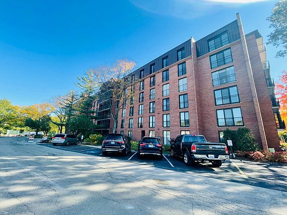2nd image of 123 Acacia Dr Unit 608
