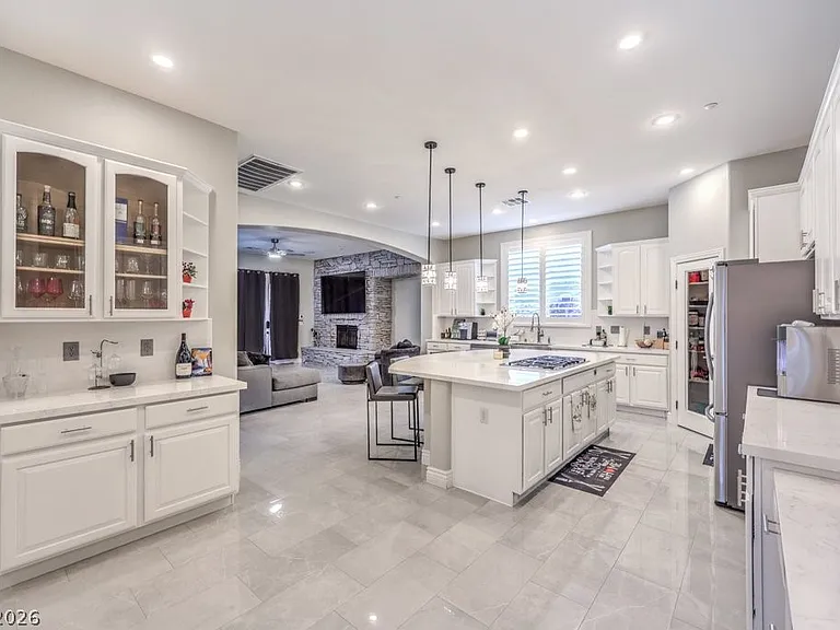 2849 Soaring Peak Ave — Photo 15