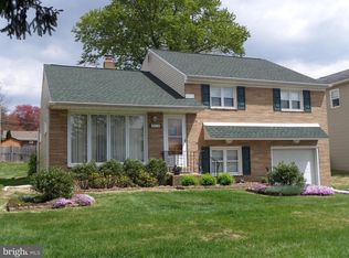 2079 Jenkintown Rd, Glenside, PA 19038