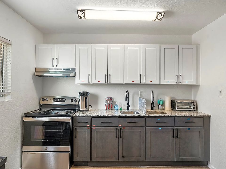 1st image of 601 N Cameron Ave #14