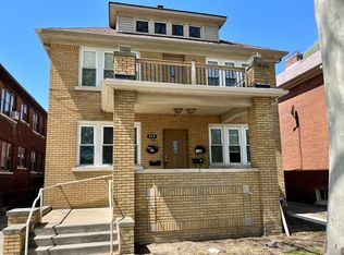 829 Beaconsfield Ave, Grosse Pointe Park, MI 48230