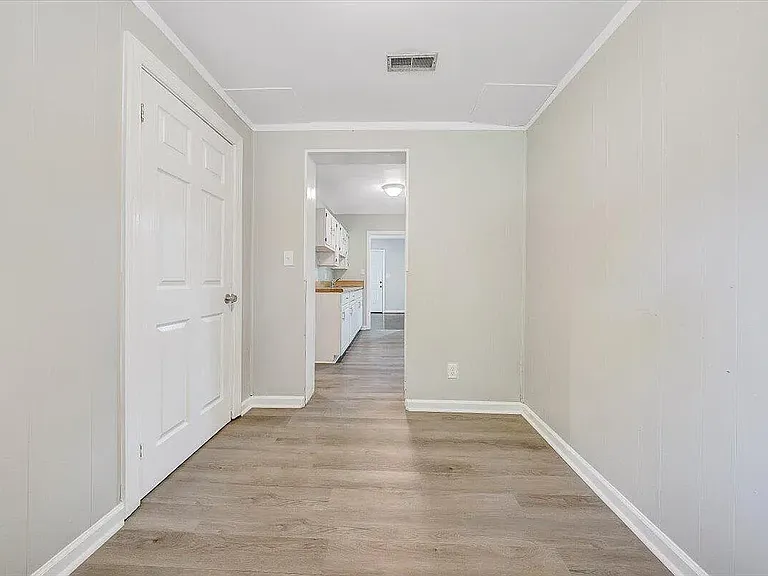 2109 Colgate St NE — Photo 14