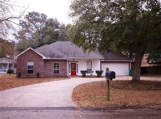 305 Lake Erie Dr, Slidell, LA 70461