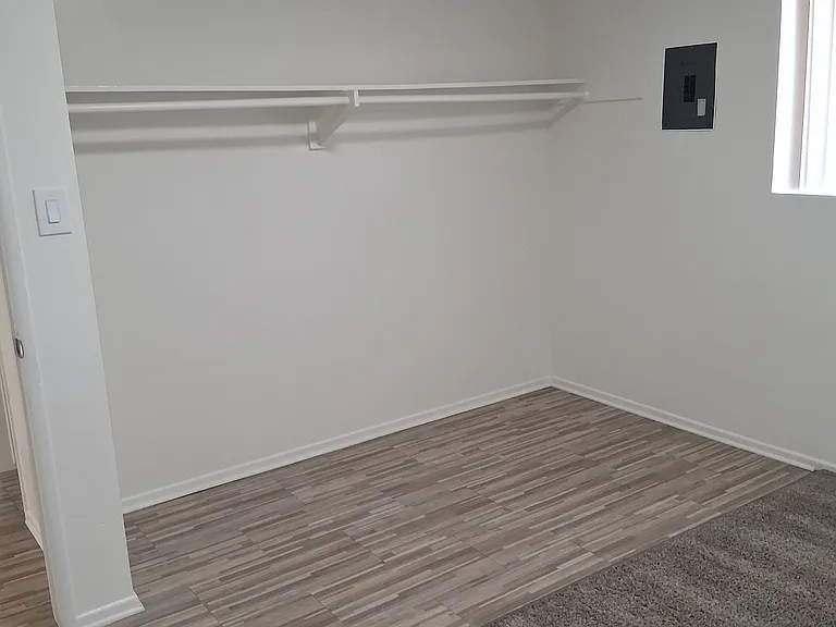 1482 Cordova St #3 — Photo 9