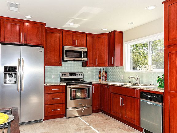 4th image of 430 San Marin Dr