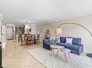 6815 Edgewater Dr APT 104, Coral Gables, FL 33133