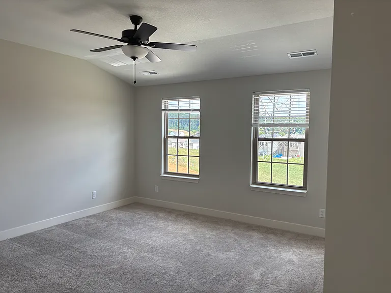 8930 Keenberg Ln — Photo 21