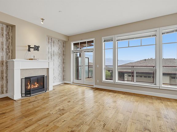 5th image of 175 Holloway Dr #11