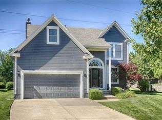 15490 S Acuff Ln, Olathe, KS 66062