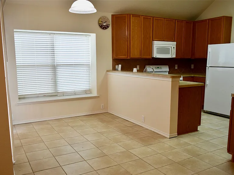 3227 Farrel Hill St — Photo 6