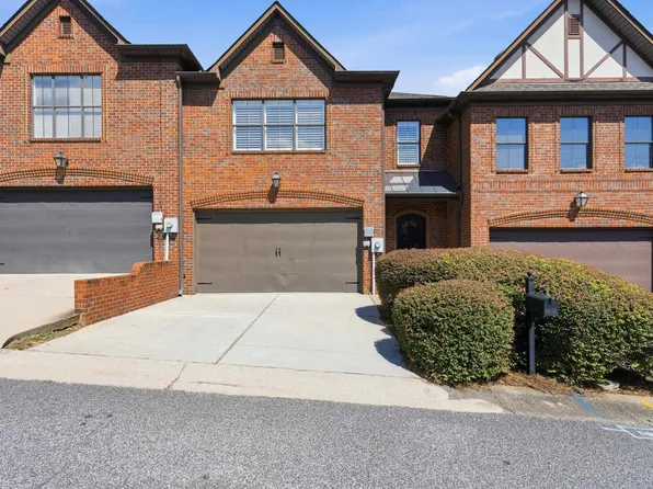 648 Flag Cir, Hoover, AL 35226
