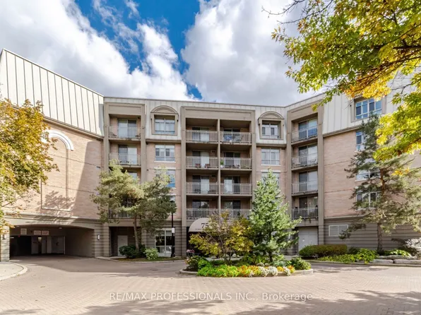 75 York Mills Rd #303, Toronto, ON M2P 2E7