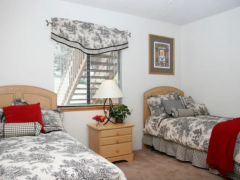 Grand View — Photo 11