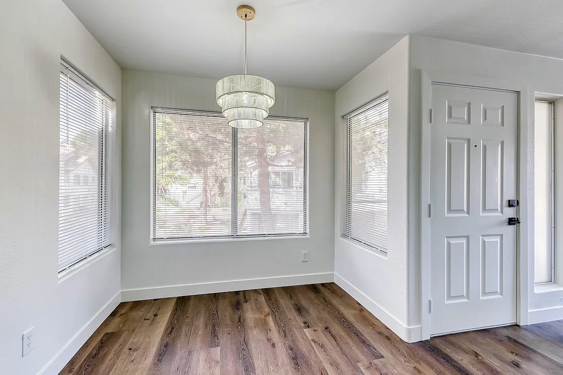2 bed, 987 sqft, $1,450 — Photo 4