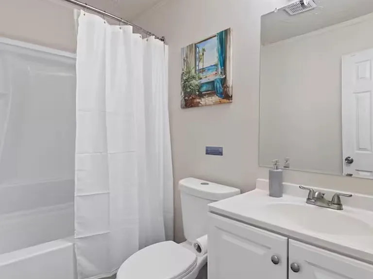 1692 S Olympian Way SW — Photo 13