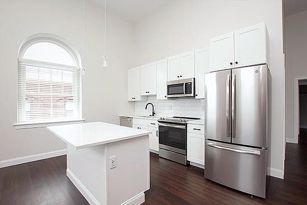1st image of 120 Washington St #U402