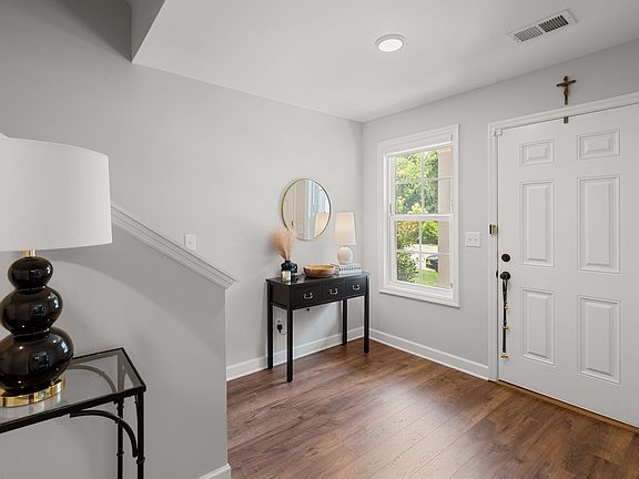 4th image of 600 Parkvue Place Dr