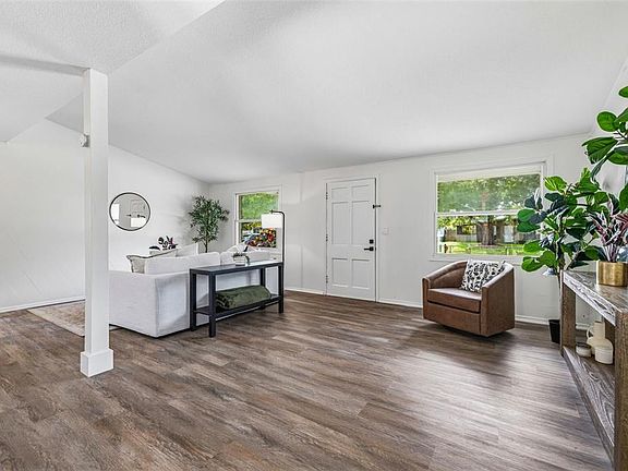 4th image of 10408 VENTURA AVENUE