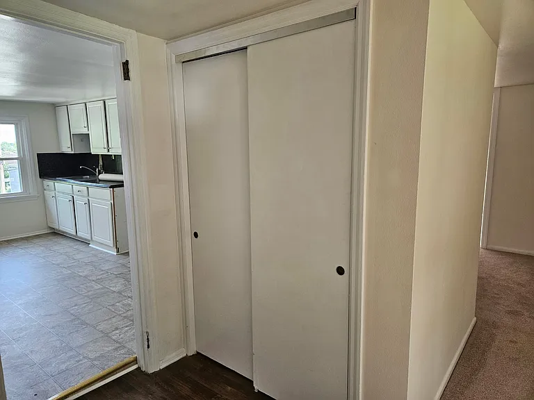 330 N Main St #4G — Photo 5