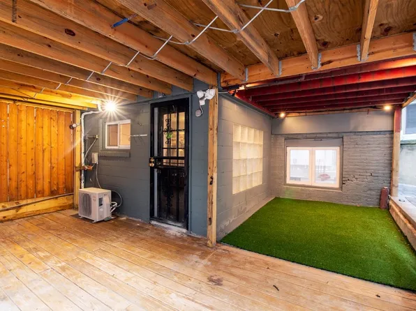 211 New York Avenue image 25 of 37