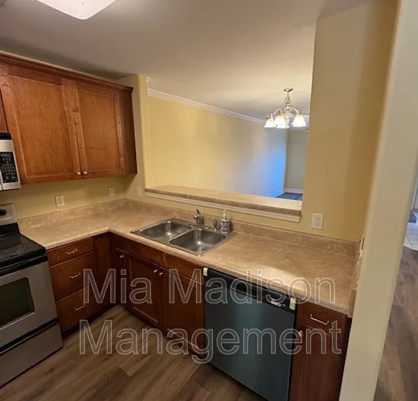 14 Winter Lake Cir — Photo 8