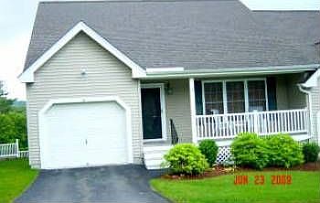 1st image of 14 Christine Dr