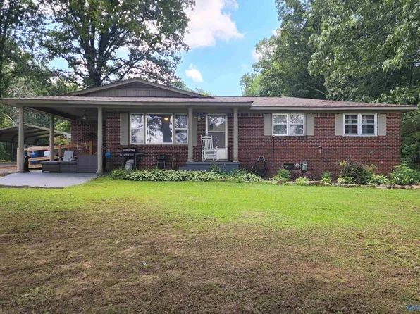 280 Briarwood Dr, Arab, AL 35016