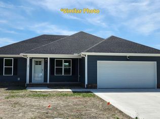 215 Compass Dr, Elizabeth City, NC 27909