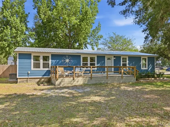 9335 W Melanie Ln, Crystal River, FL 34428
