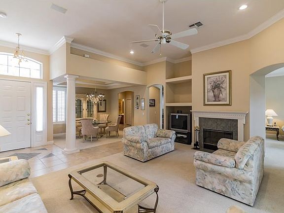 4th image of 10548 Woodchase Cir