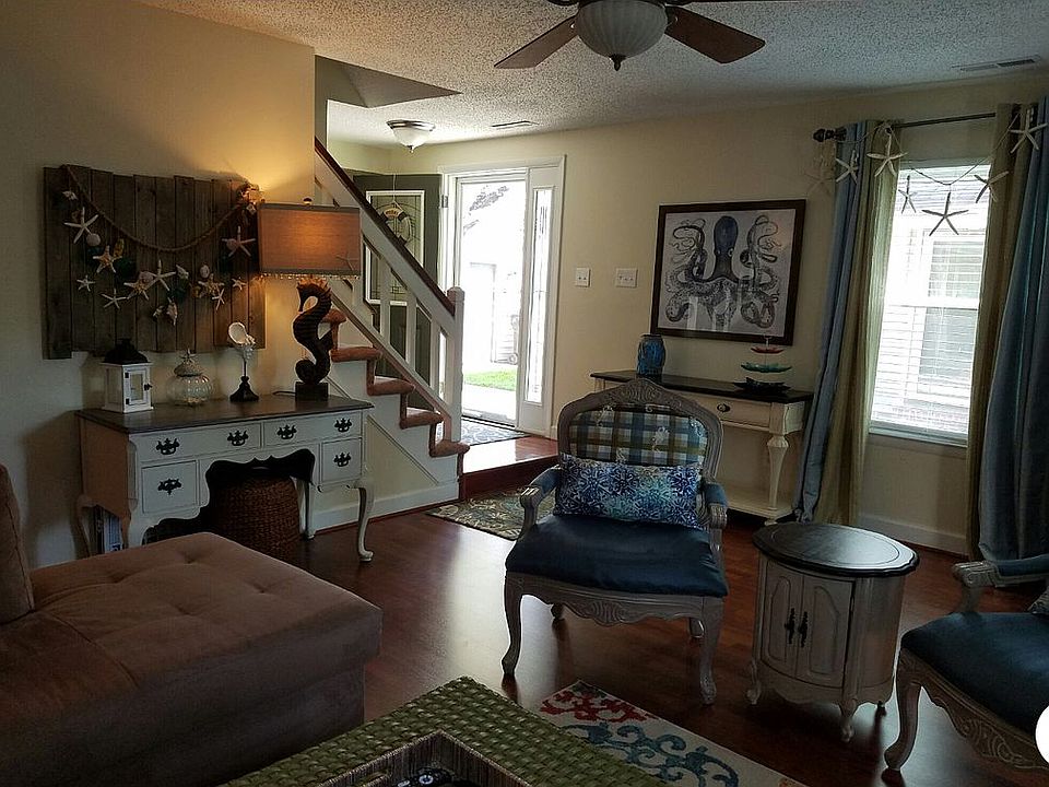 1st image of 5117 Glenwood Way