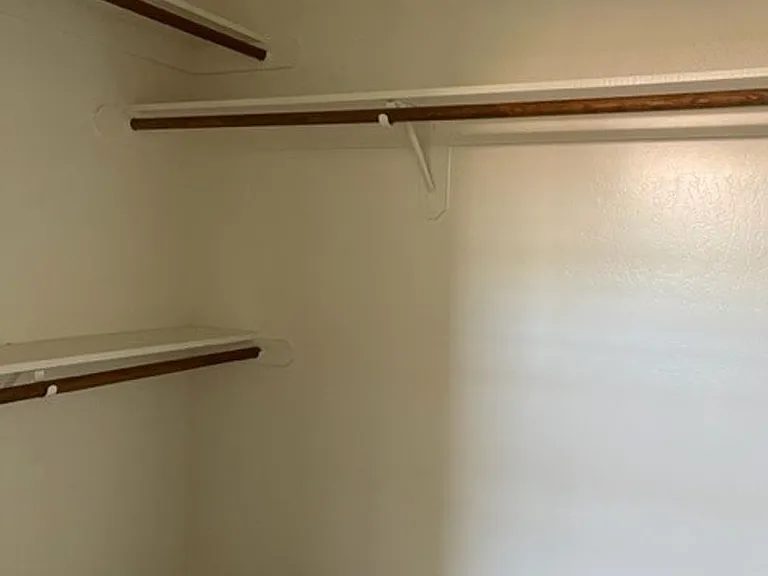 104 Cedmont Dr — Photo 13