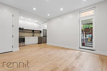 Rented by Rennit Inc.