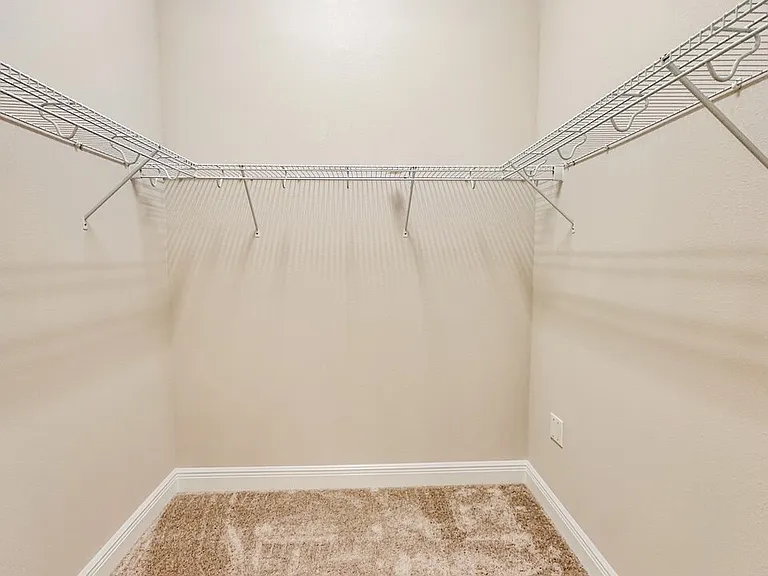 12488 Oak Hill Way — Photo 11