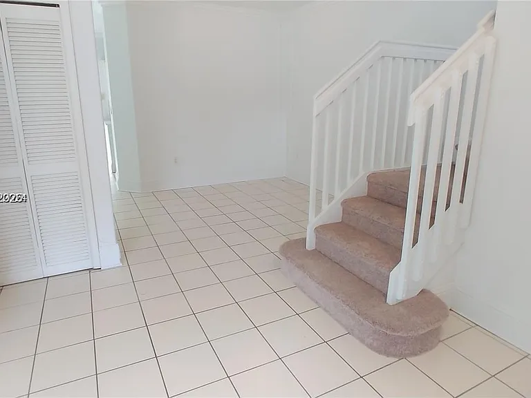 1528 SE 24th Ct #209 — Photo 7