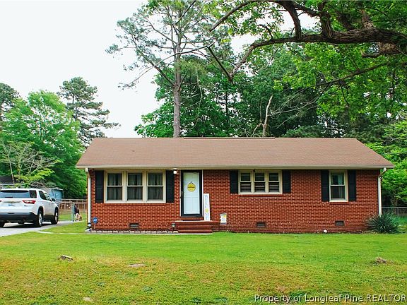 2nd image of 3126 Wedgewood Dr