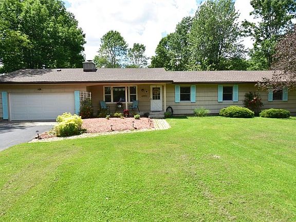 2nd image of 6923 Lakeside Rd
