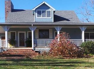 18949 Oasis Dr, Phillipsburg, MO 65722