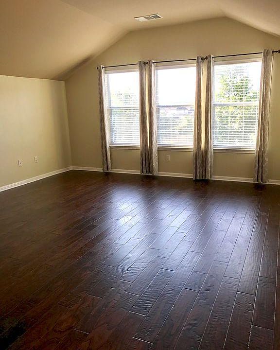 Second living area