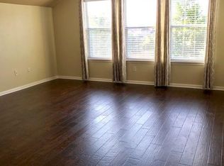 301 Middle Crk, Buda, TX 78610