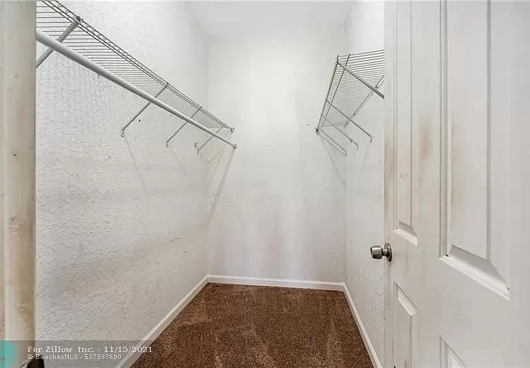 2501 NW 8th St — Photo 7