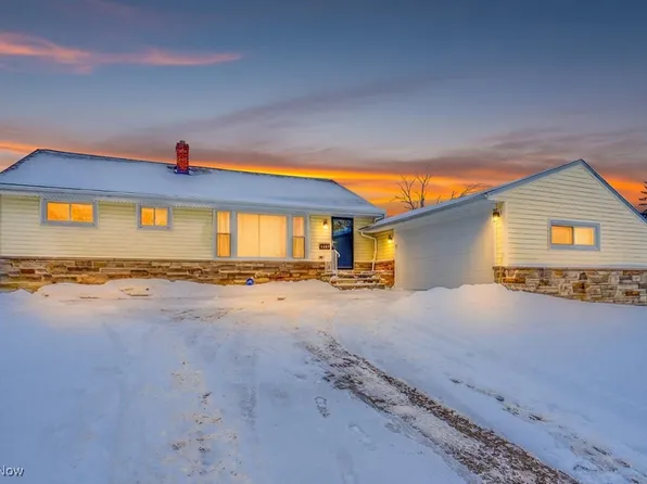 4485 Longleaf Rd, Warrensville Heights, OH 44128