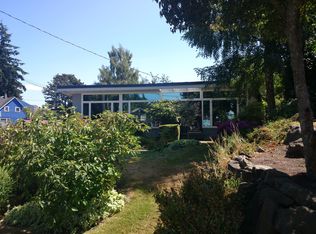 5111 SW Grayson St, Seattle, WA 98116