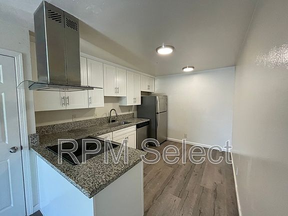 3rd image of 2318 Church Ave APT 14