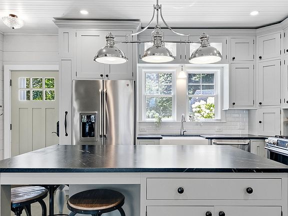 5th image of 32 Ocean Ridge Road